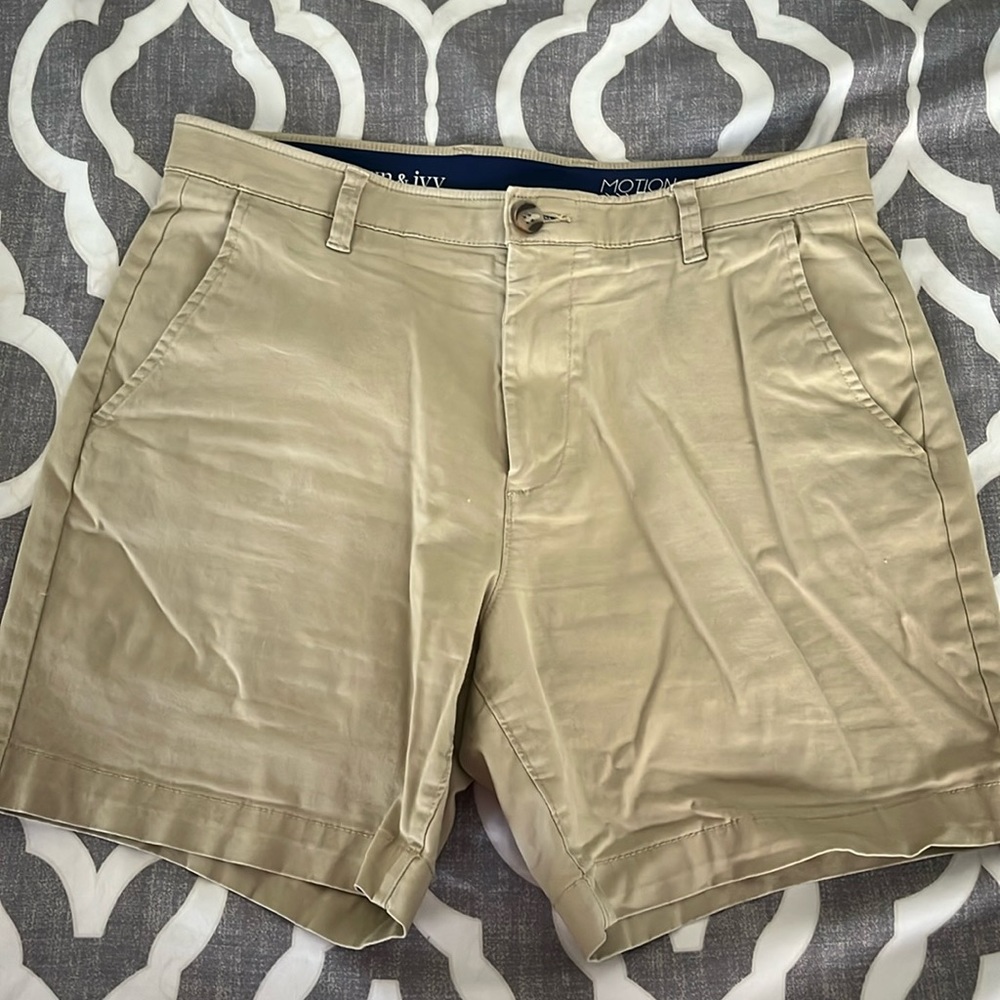 Crown and Ivy Shorts